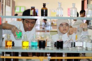 Contoh Soal Tes Masuk SMAK Bogor dengan Pembahasannya