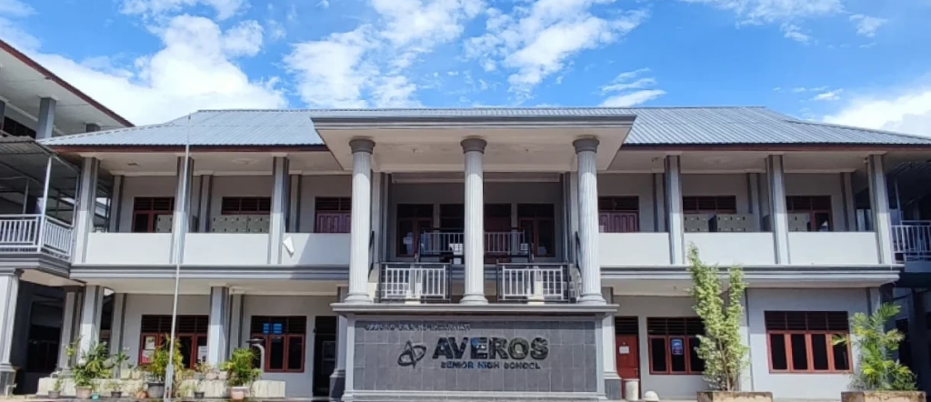 Soal Tes Masuk SMAS Averos