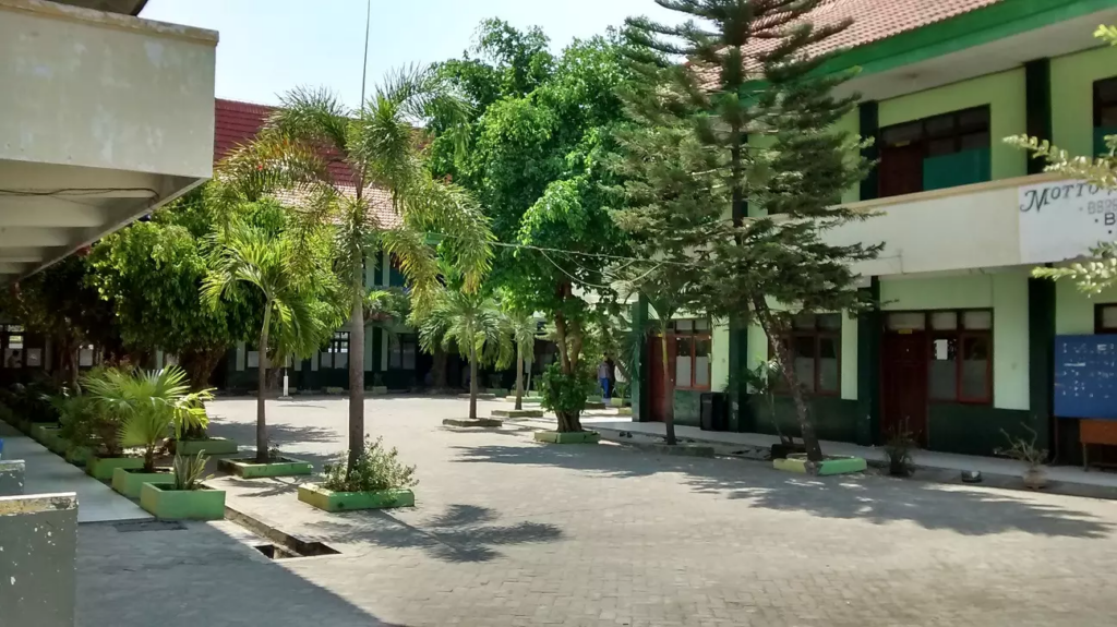 SMA Plus Ar-rahmat