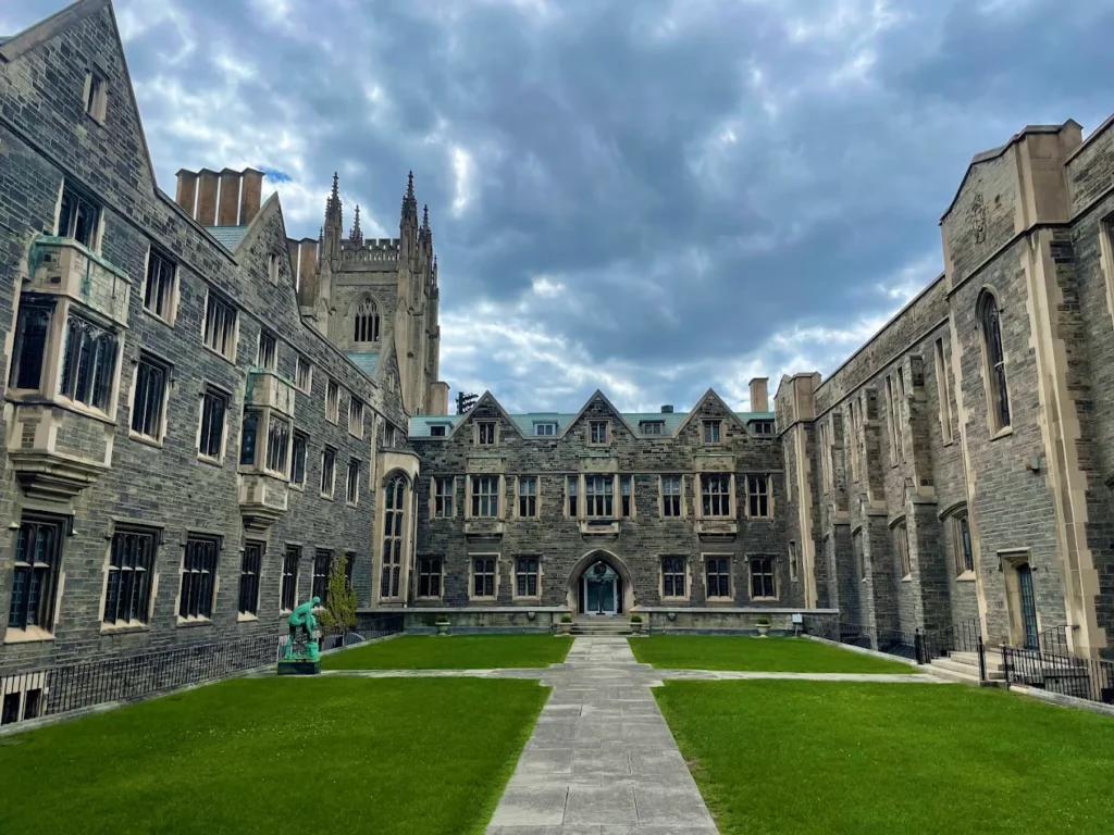 Kisi-Kisi Soal Tes Masuk University of Toronto